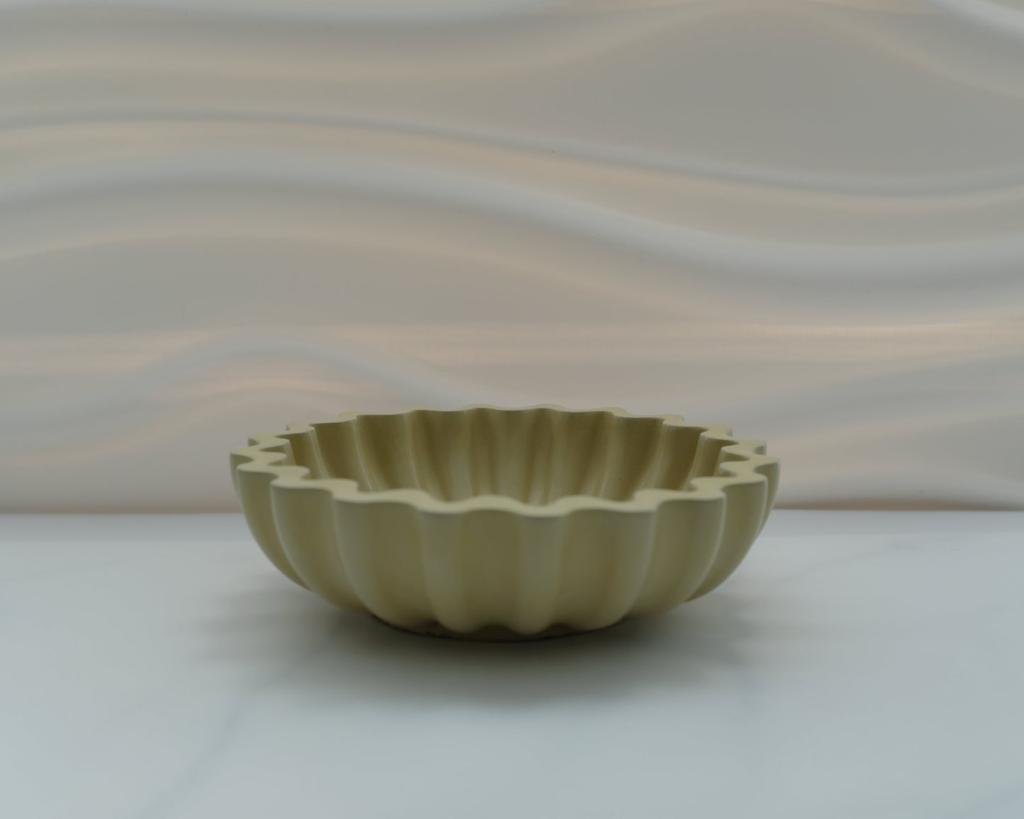 Ruffle bowl