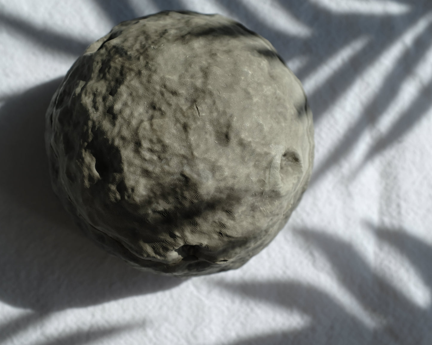 Moon jar