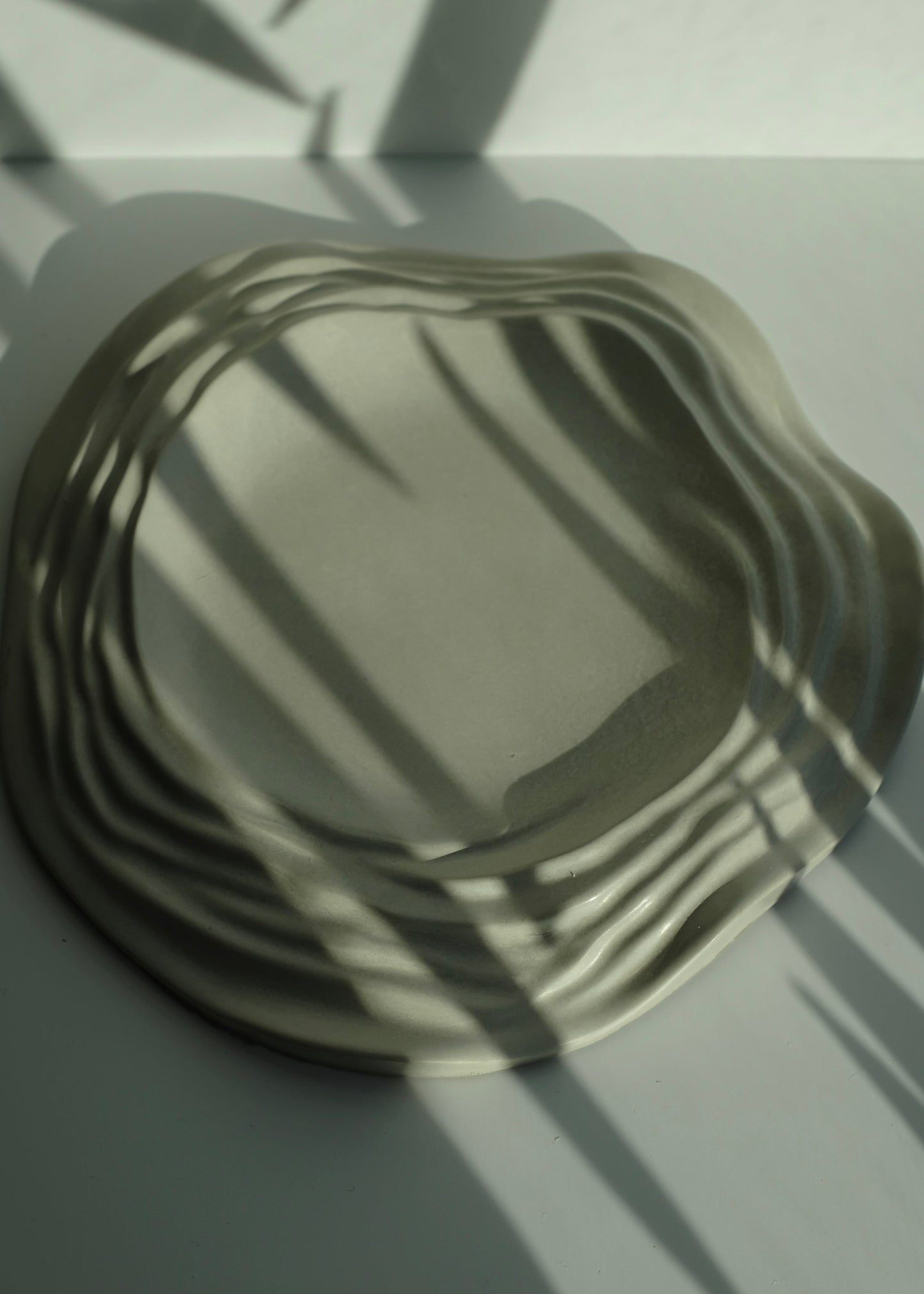 Round Wave Tray