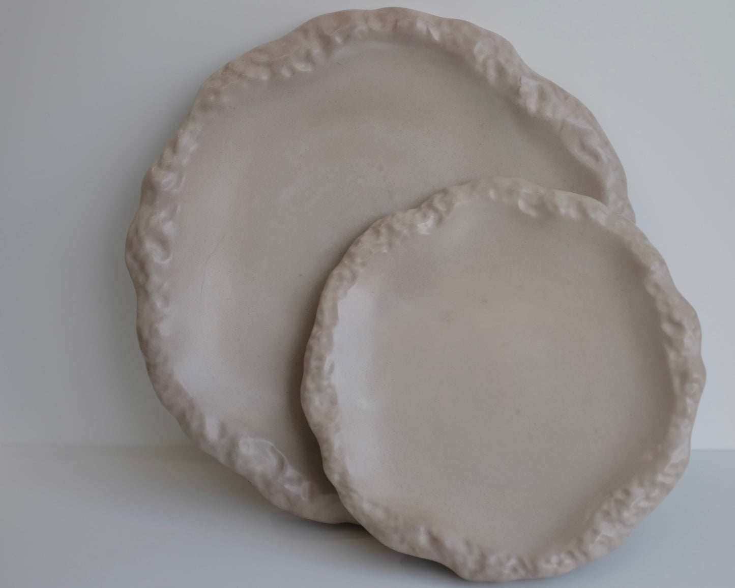 Round Textured Tray Large