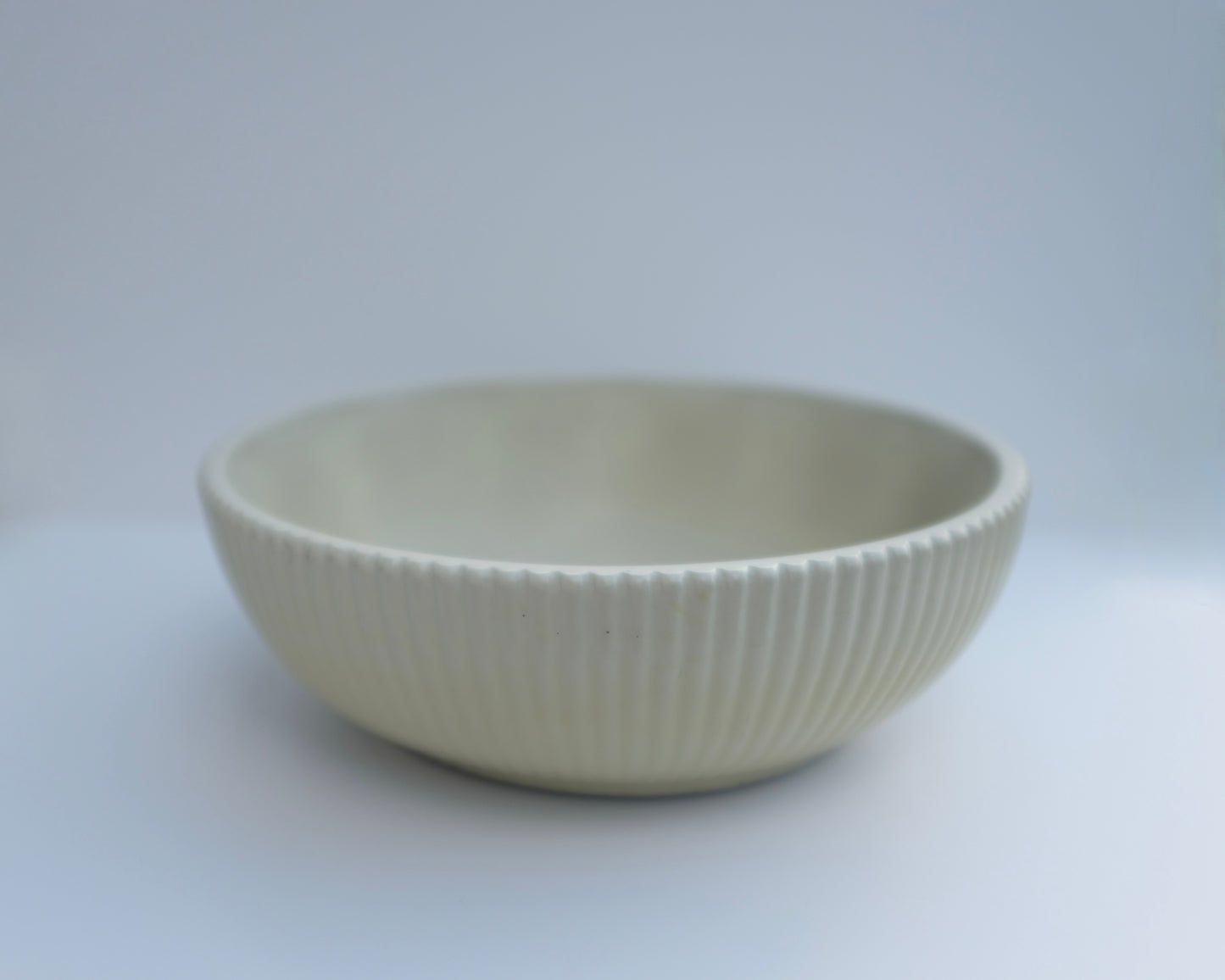 Ribbed bowl