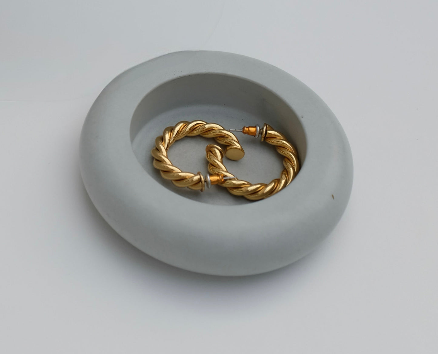 Round Tray