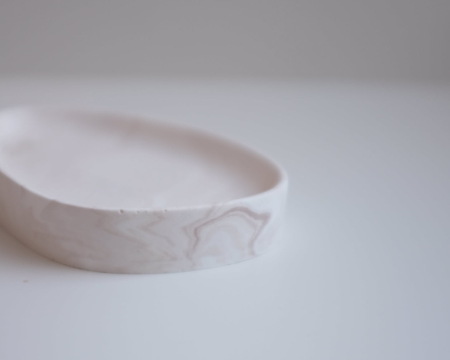 Triangle tray