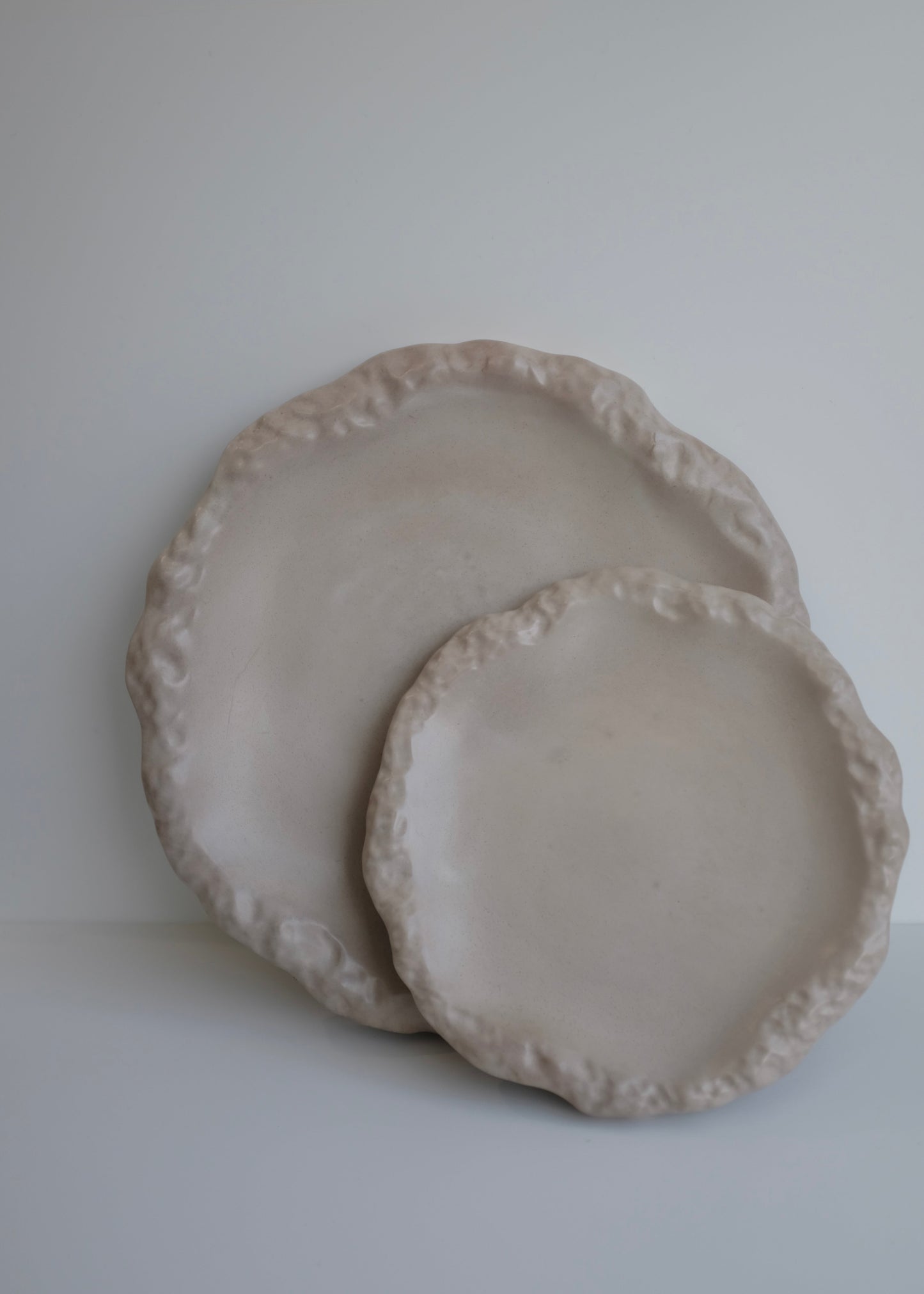 Round Textured Tray Large
