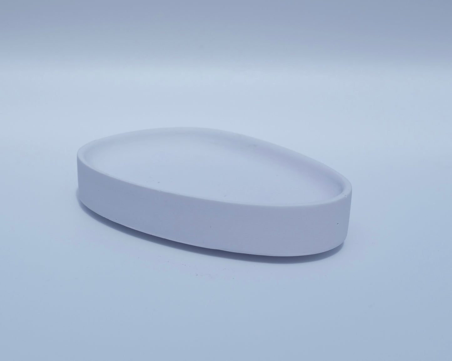 Triangle tray