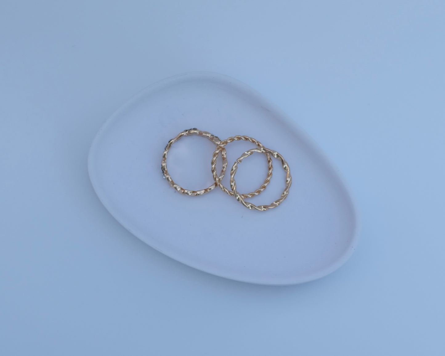 Triangle tray