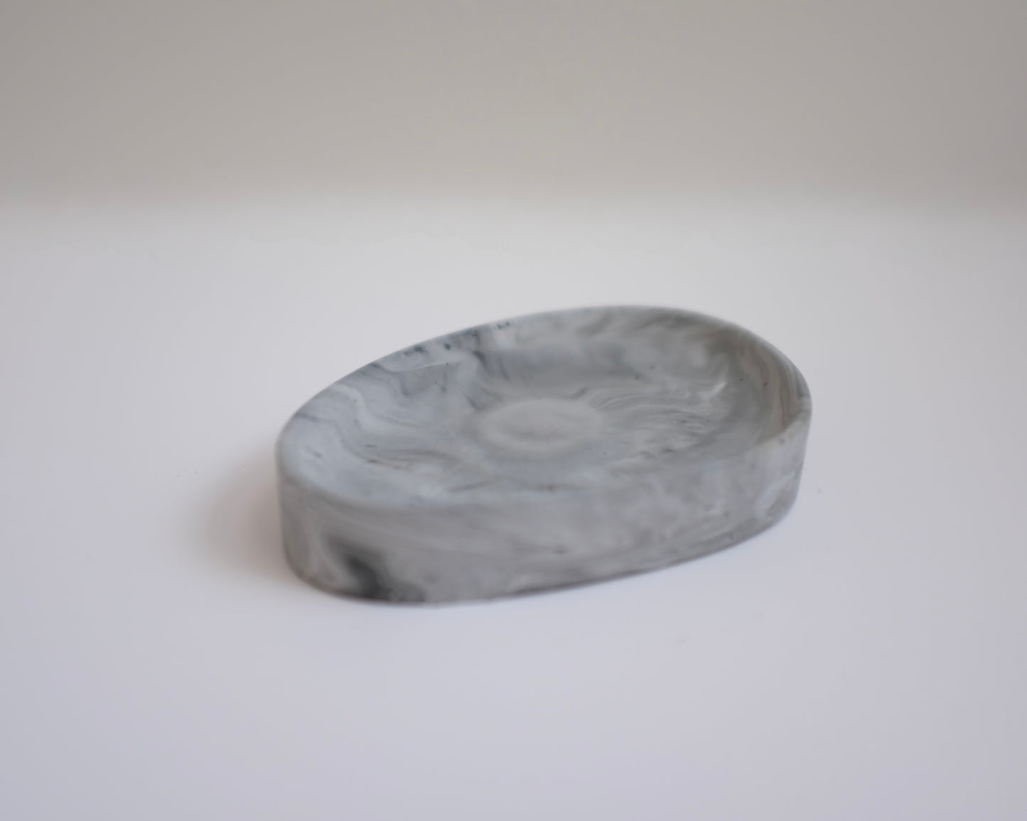 Triangle tray