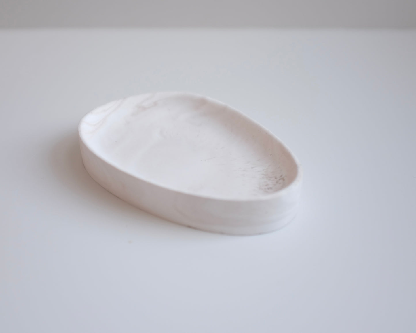 Triangle tray