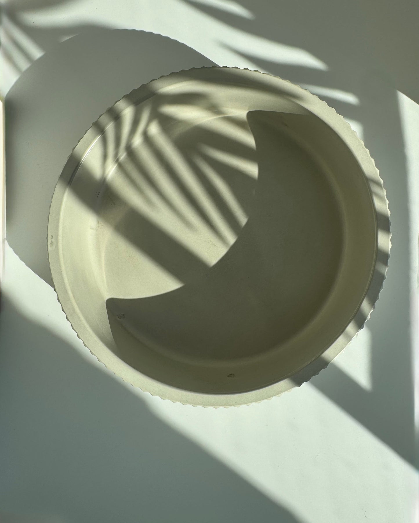 Fluted bowl