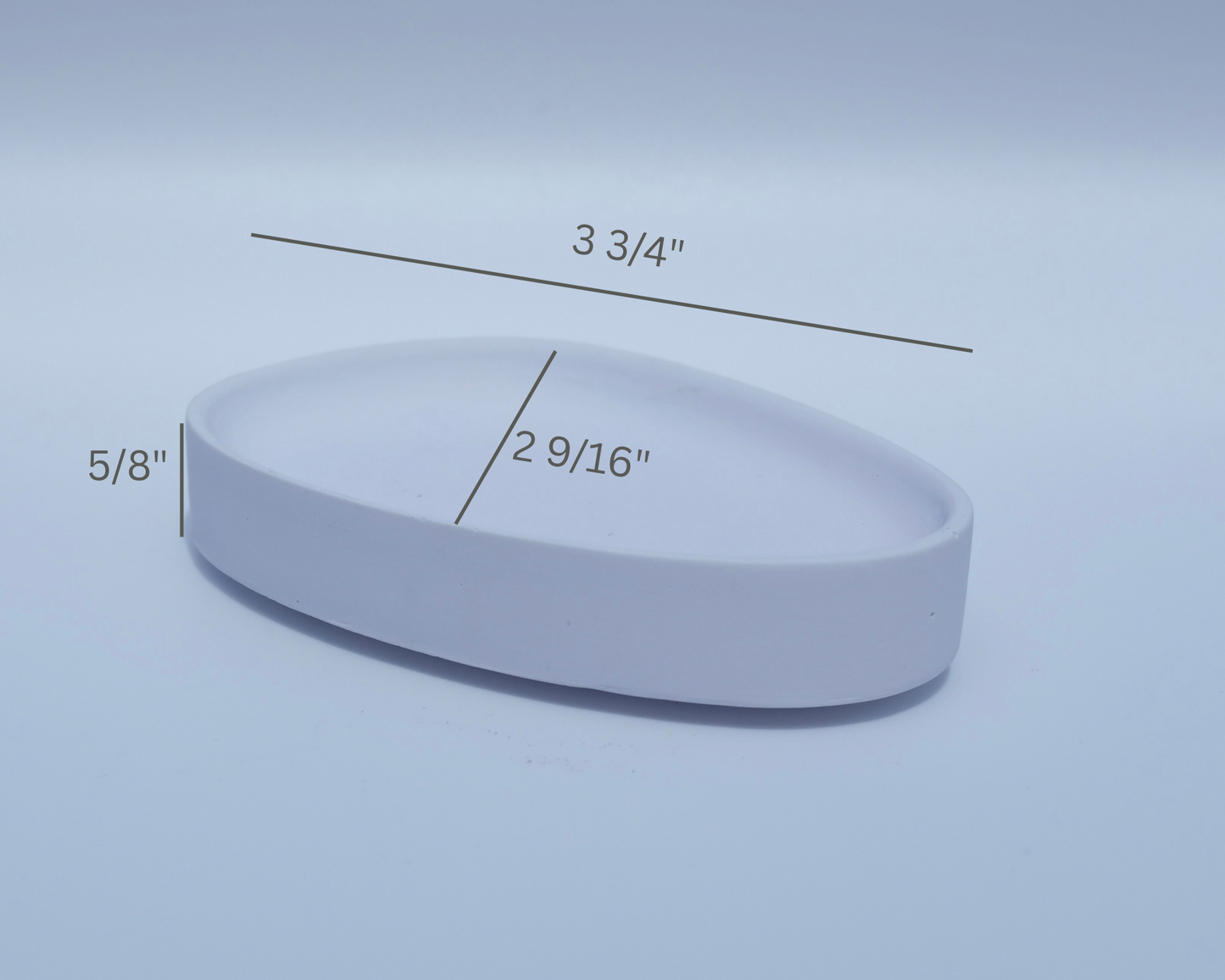 Triangle tray